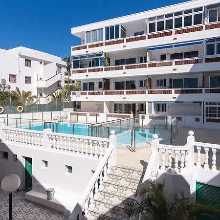Home2book Stylish Tropical Terrace & Pool شقة