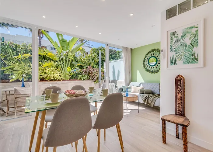 Home2book Stylish Tropical Terrace & Pool *