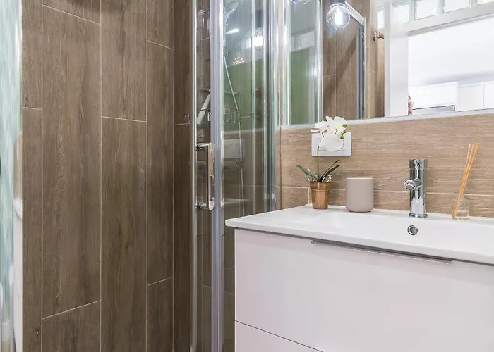 Home2book Stylish Tropical Terrace & Pool *