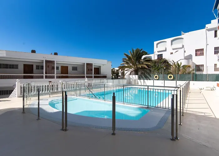 Home2book Stylish Tropical Terrace & Pool